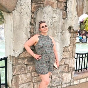 💕cute and comfy romper💕